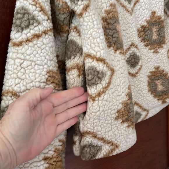 Thread & Supply Southwest Half Zip - Picture 3 of 9